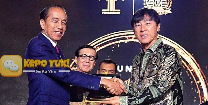 Presiden Joko Widodo Beri Golden Visa untuk Shin Tae Yong