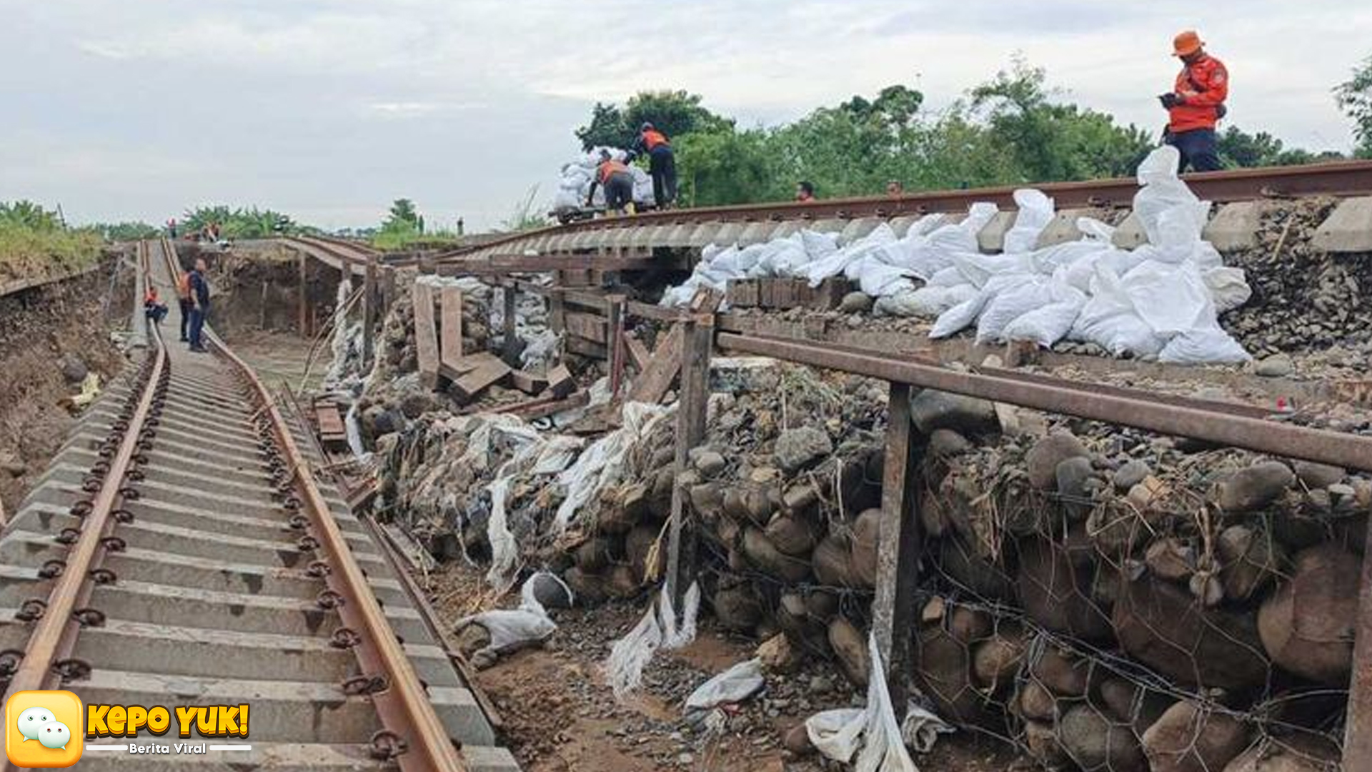 Rel Kereta Bandara Soetta Kebanjiran, Jadwal Perjalanan Tertunda