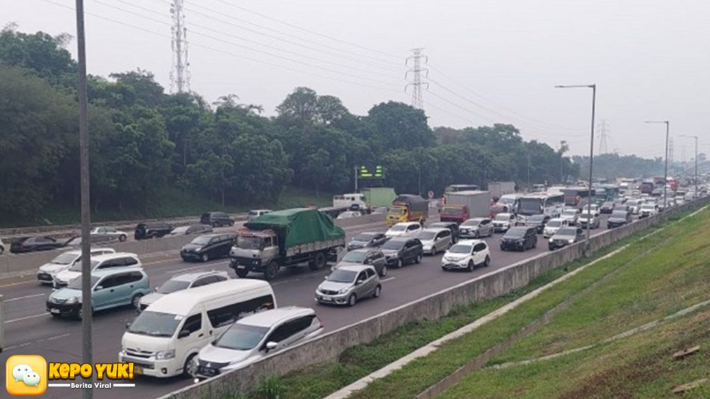 Pengendara Wajib Tahu: Contraflow Tol Japek Diperpanjang