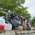 TNI AL Tegas Musnahkan 1000 Liter Sopi Hasil Sitaan di Maluku