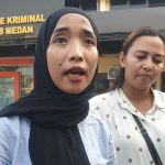 Ibu Siswa SD Duduk di Lantai, Klaim Kerugian Rp 15 Juta: Kenapa