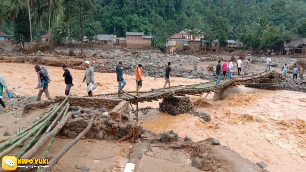 Tragedi Banjir Bandang di Cisarua: 1 Orang Hilang Terbawa Arus